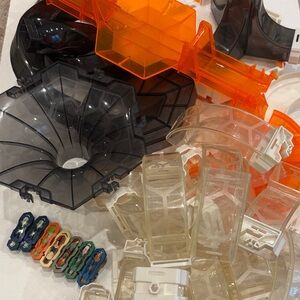 Colorful HEXBUG Toy Set with carrying case